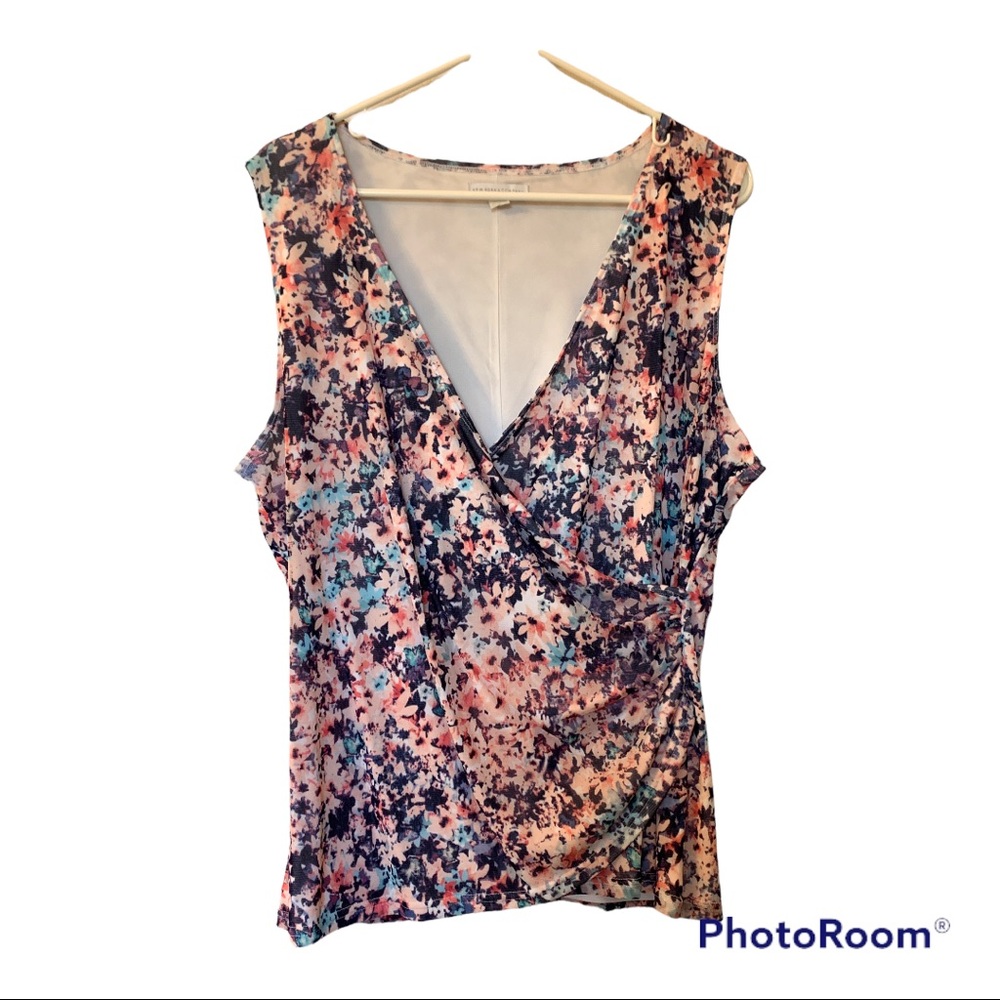 New York & Company Floral Sleeveless Top Size XL